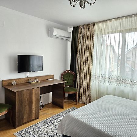 Vila De La Lugas Oradea Dış mekan fotoğraf