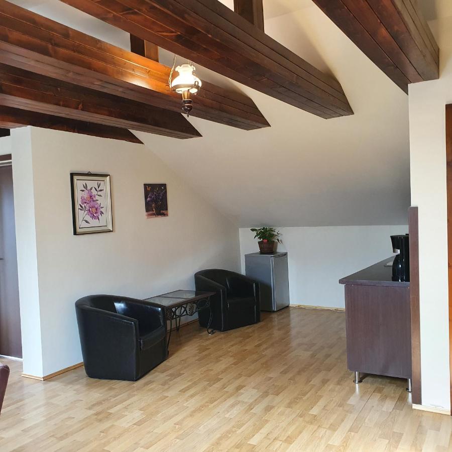 Vila De La Lugas Oradea Dış mekan fotoğraf